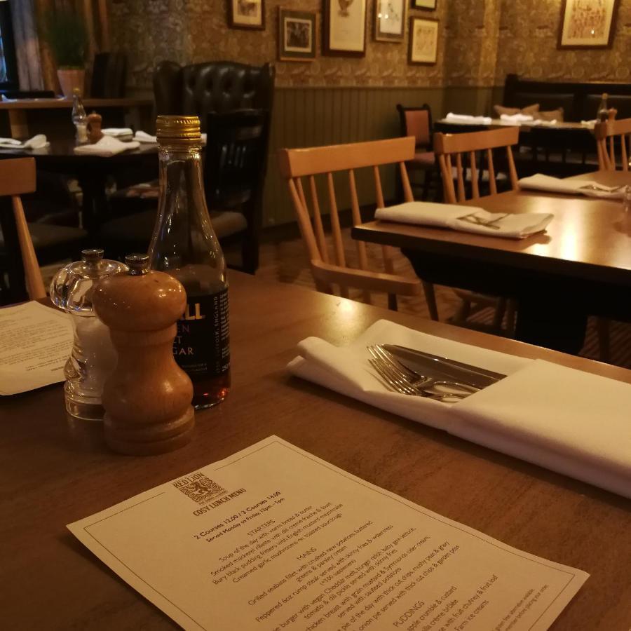The Red Lion Hawkshaw Hotell Bury  Eksteriør bilde